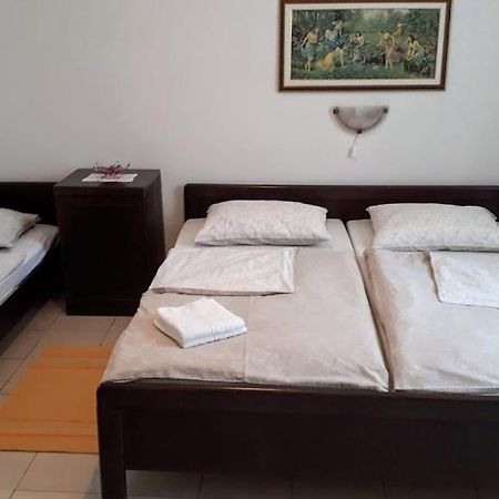 Apartments Rovis Тар Экстерьер фото